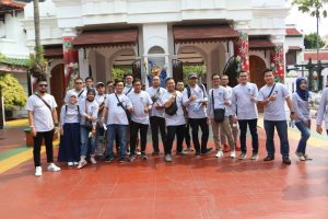 family gathering dufan